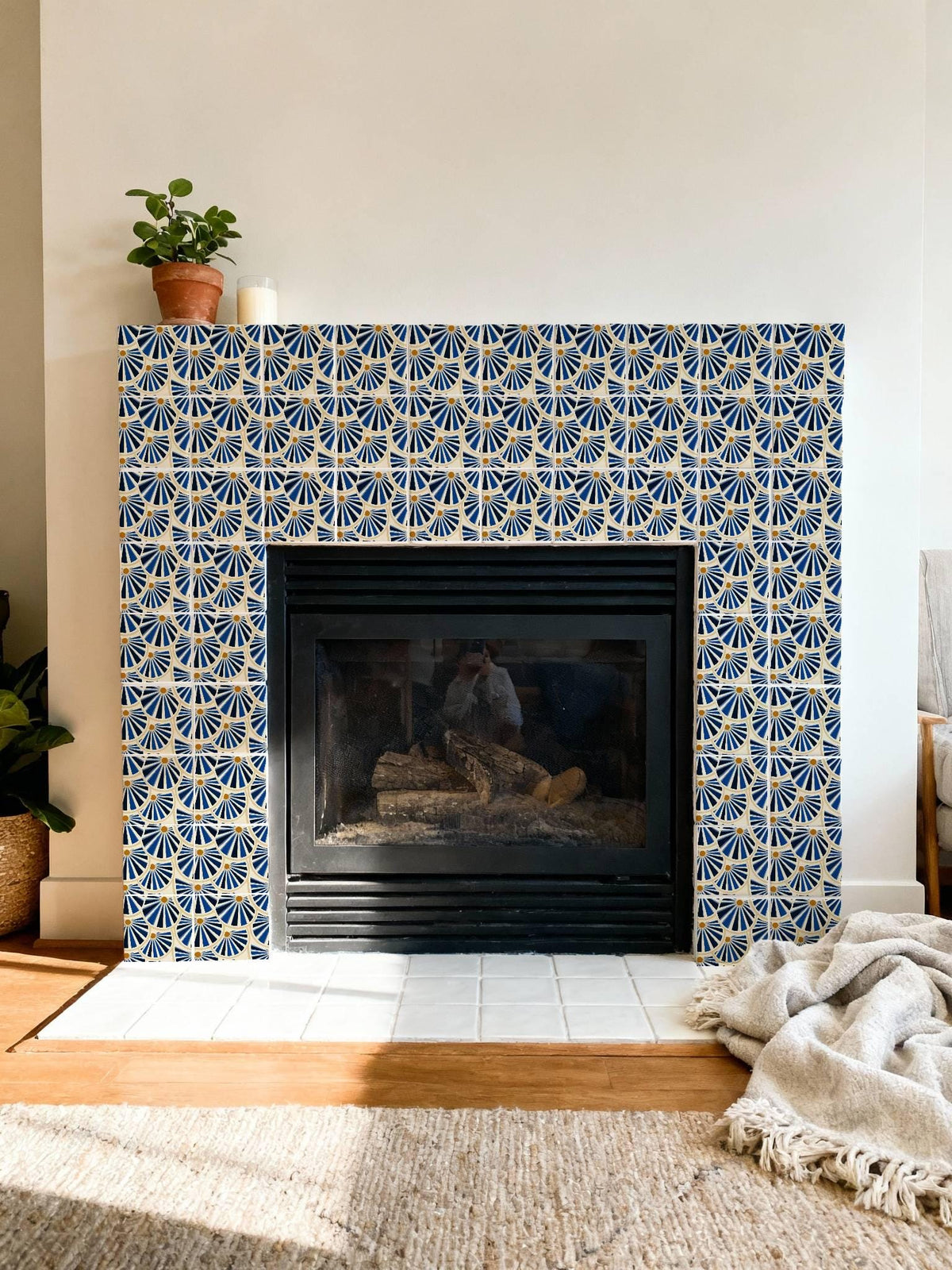 Cobalt Oversized Art Deco Sunburst peel and stick tile decals, photo 6 of 8