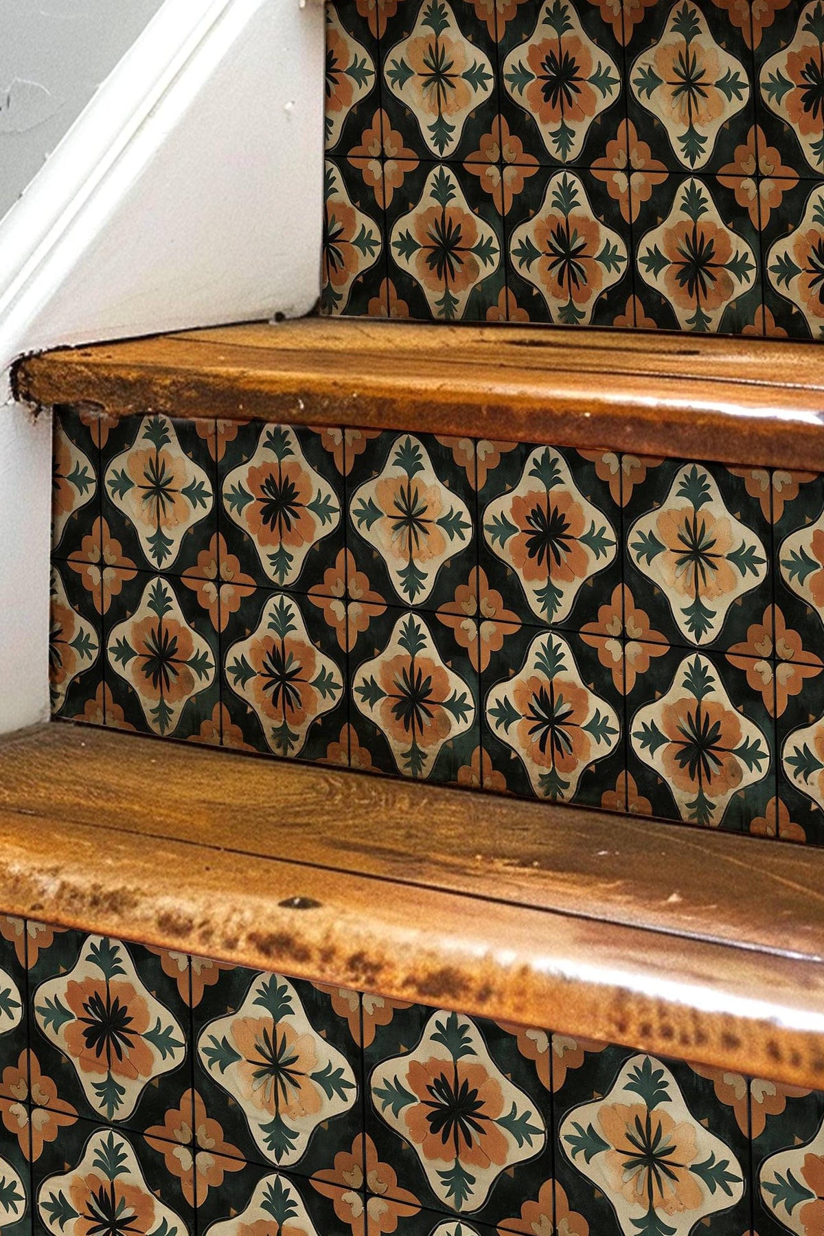 Use the product images to check pattern scale. Screen colors can vary.