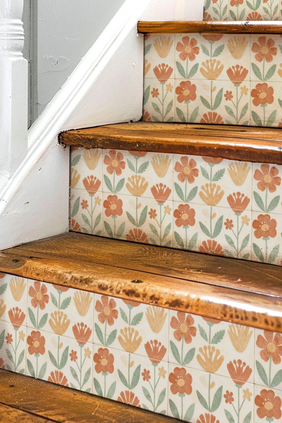 Use the product images to check pattern scale. Screen colors can vary.