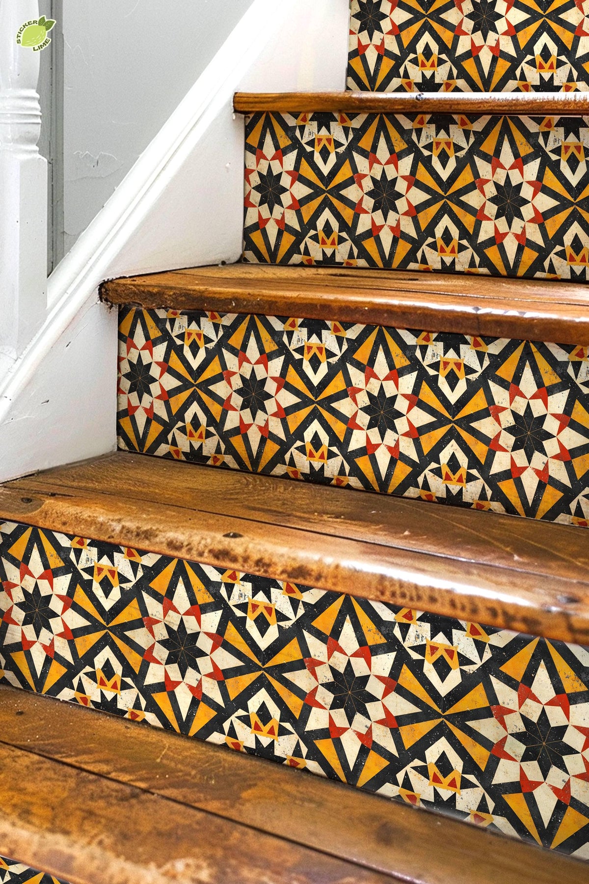 Use the product images to check pattern scale. Screen colors can vary.